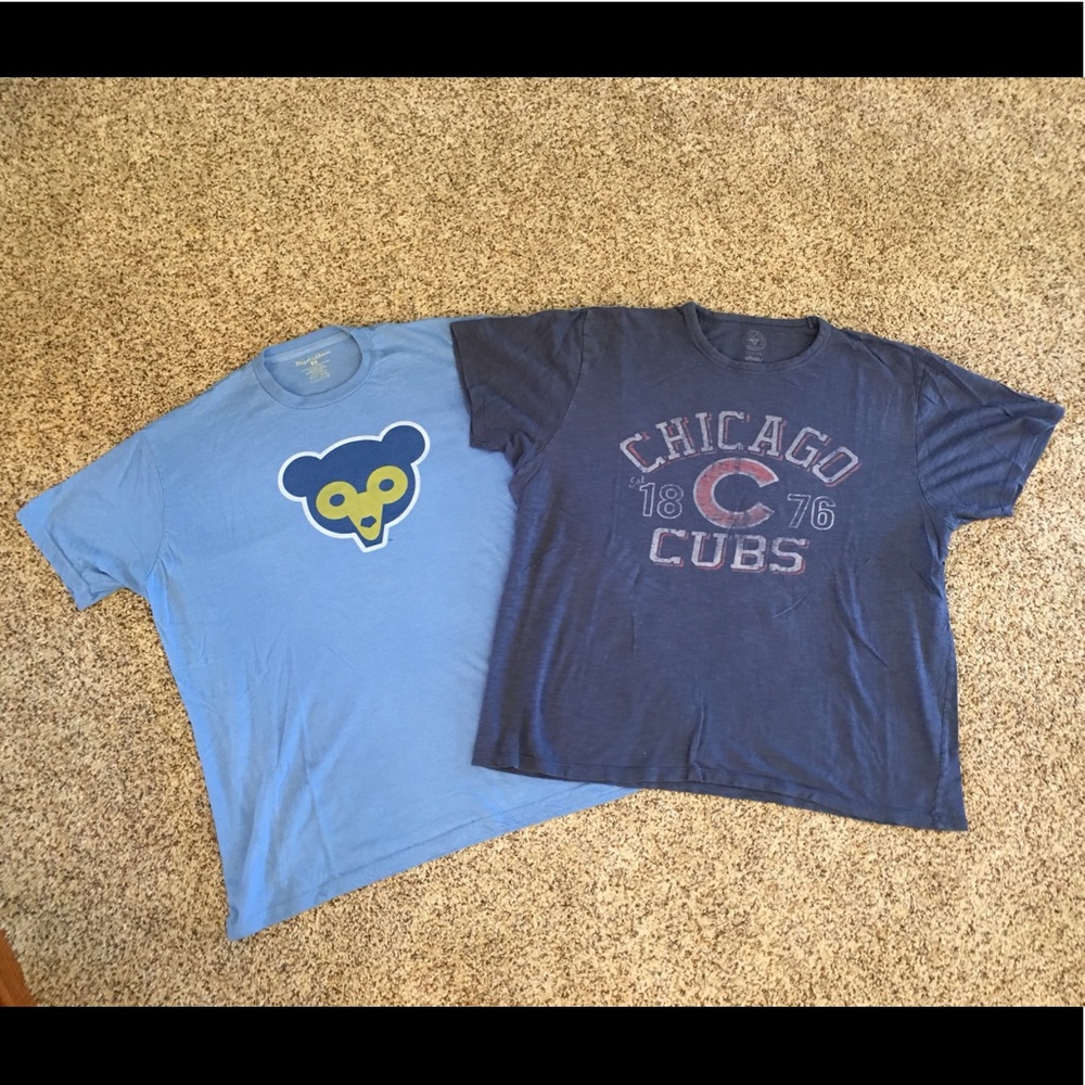 Lot of 2 Men’s XL Cubs Shirts